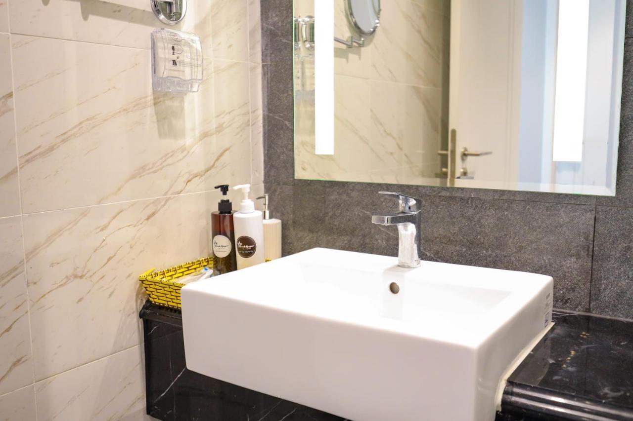 Can Ho Cao Cap Altara Serviced Residences クイニョン エクステリア 写真