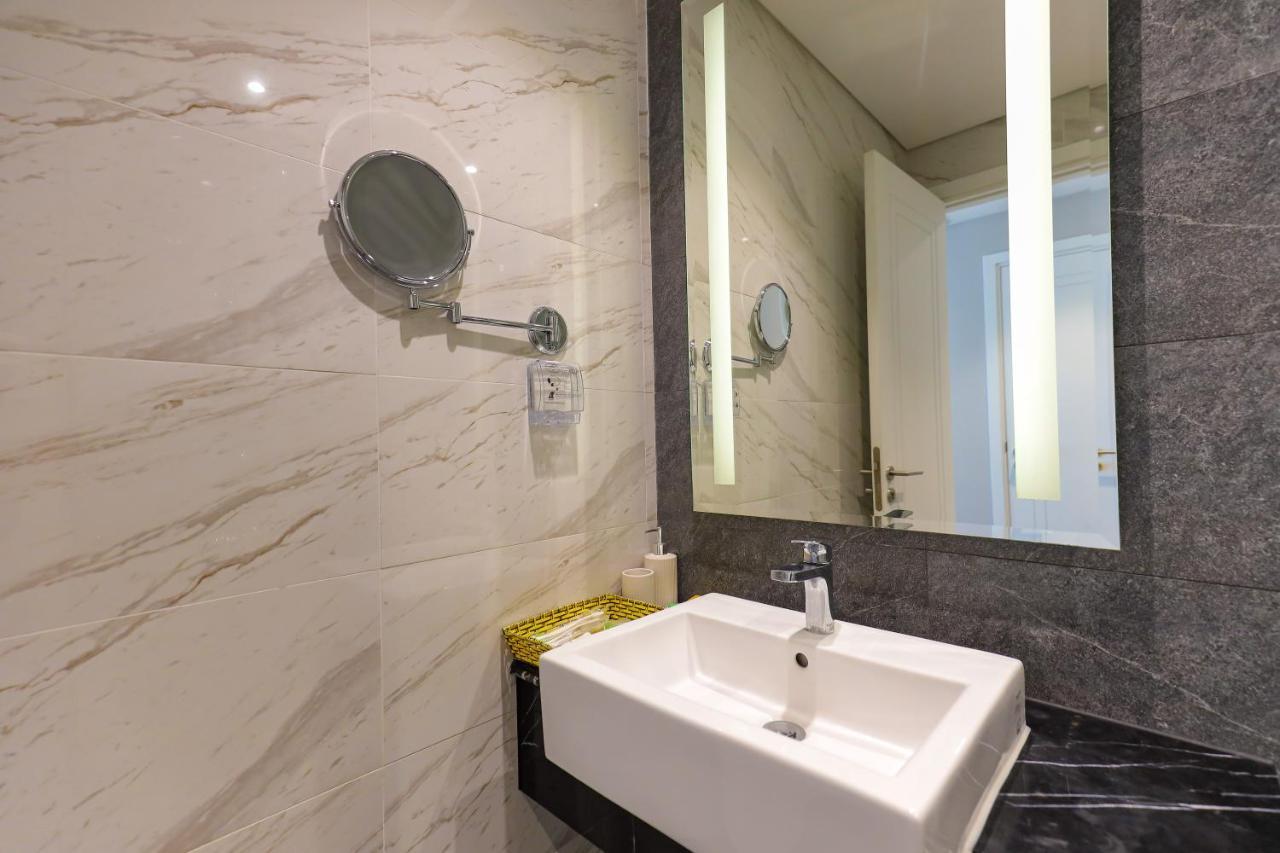 Can Ho Cao Cap Altara Serviced Residences クイニョン エクステリア 写真